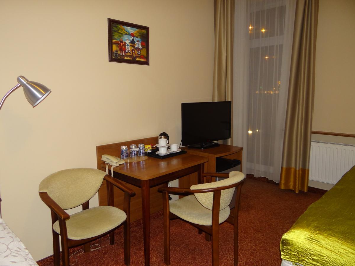 Grot Hotel Малборк Екстериор снимка