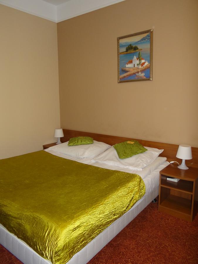 Grot Hotel Малборк Екстериор снимка